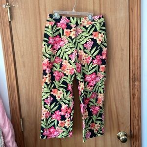 Croft and barrow petal pushers.